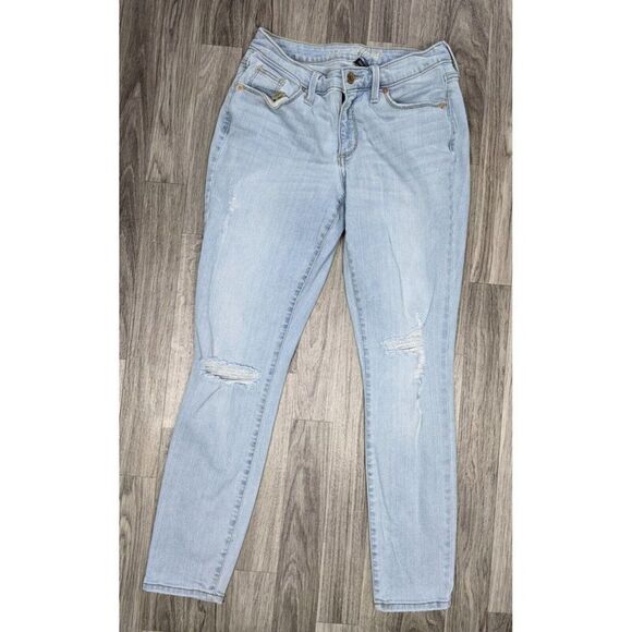 (3/$35) Universal Thread Size 2/26 S Mid Rise Curvy Skinny Distressed Blue Jeans - Picture 1 of 11